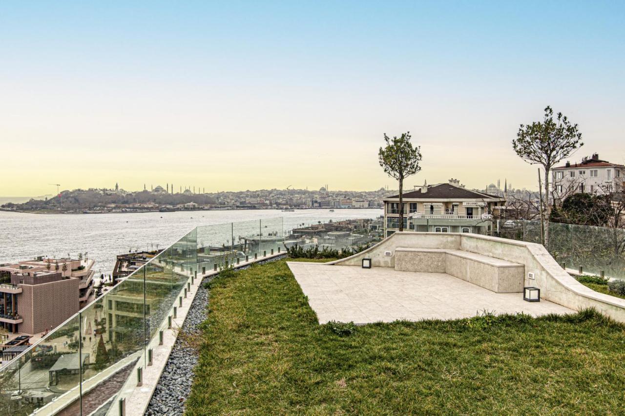 Flat With Panoramic Bosphorus View In Cihangir Istanbul Exterior foto